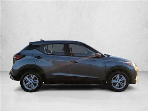 2021 Nissan Kicks S