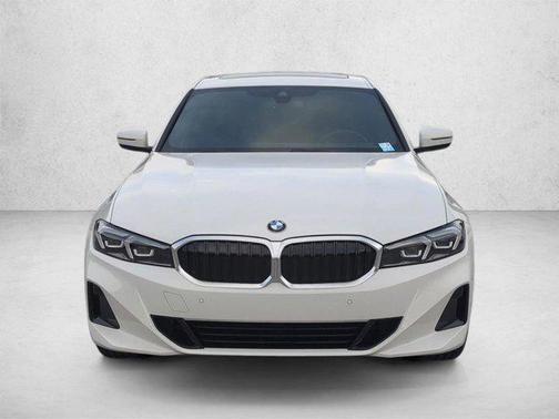 Alpine White 2024 BMW 330 330i