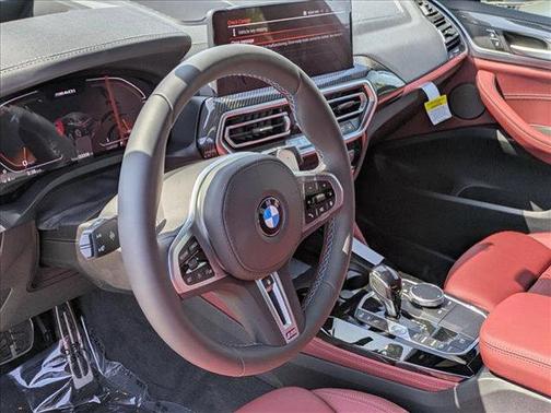 2025 BMW X4 M40i