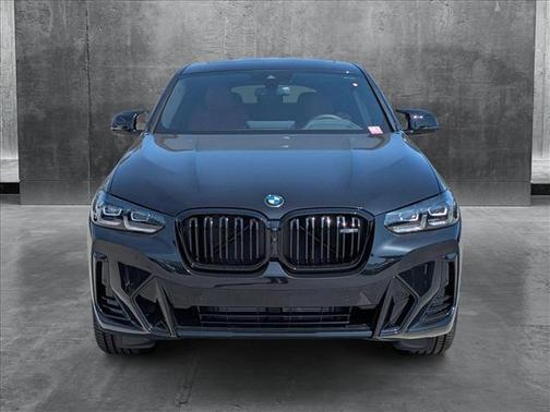 2025 BMW X4 M40i