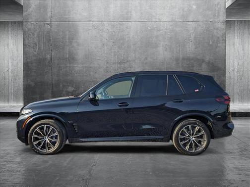 2025 BMW X5 M60i