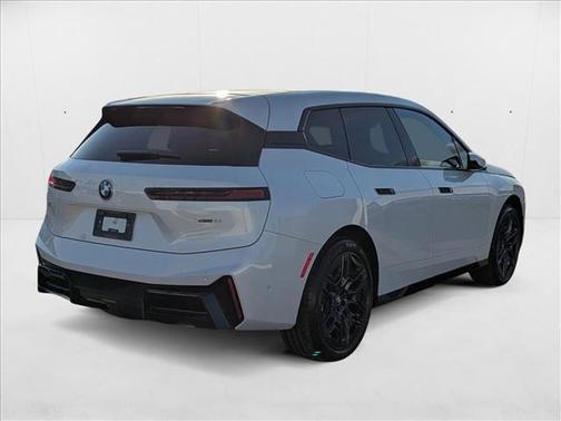 2026 BMW iX xDrive60