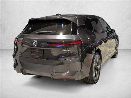 2026 BMW iX xDrive45