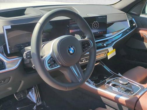 Mineral White Metallic 2026 BMW X5 sDrive40i