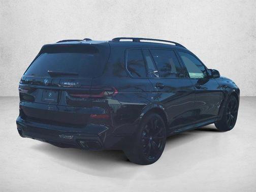 Black Sapphire Metallic 2026 BMW X7 M60i