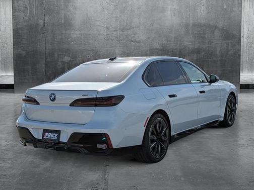 2024 BMW i7 xDrive60