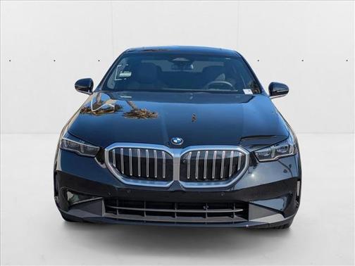2024 BMW 530 i