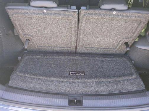 Pyrite Silver Metallic 2020 Volkswagen Tiguan 2.0T SE