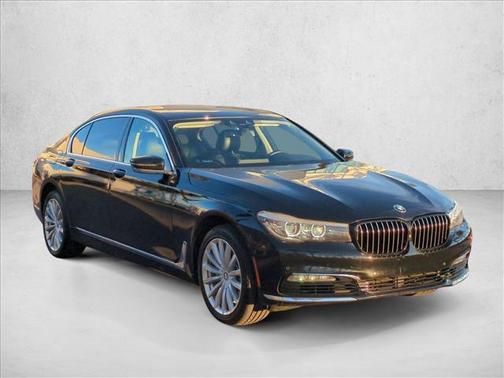 2017 BMW 740 740i