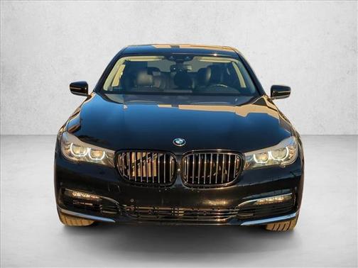 2017 BMW 740 740i