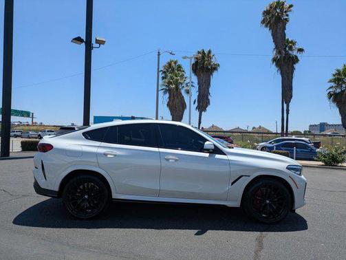 2021 BMW X6 xDrive40i