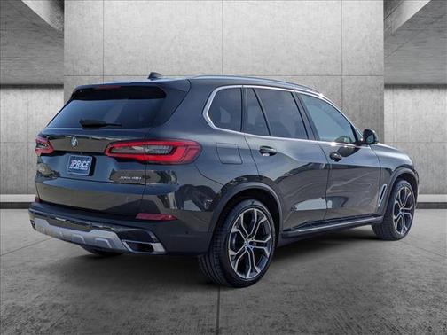Photo 5 of 27 of 2019 BMW X5 xDrive40i