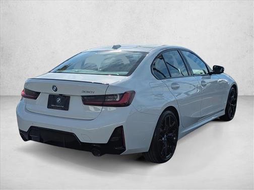 2026 BMW 330 i