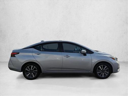 2024 Nissan Versa 1.6 SV