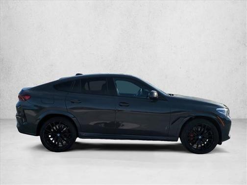 2022 BMW X6 M50i