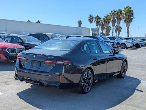 2026 BMW i5 eDrive40