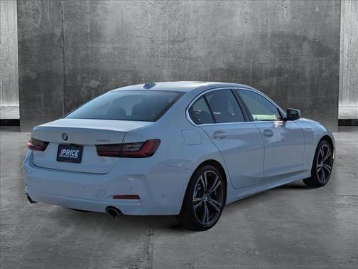 2024 BMW 330 i