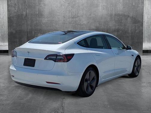 2020 Tesla Model 3 Standard Range