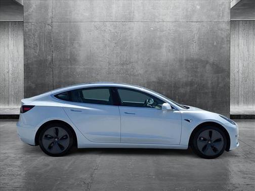 2020 Tesla Model 3 Standard Range