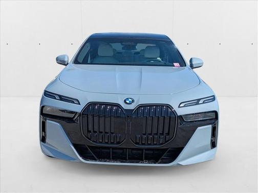 2025 BMW 760 i xDrive