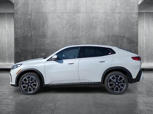 2025 BMW X2 xDrive28i
