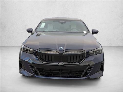 2026 BMW 550e 550e xDrive