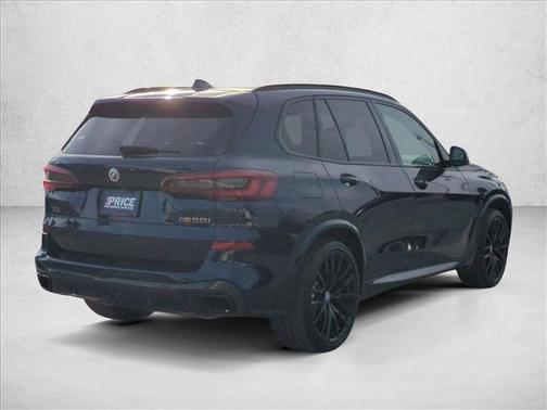2022 BMW X5 M50i