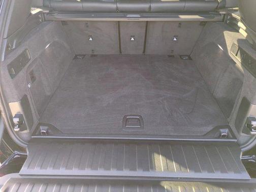 Carbon Black Metal 2026 BMW X5 xDrive40i