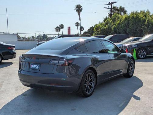2020 Tesla Model 3 Standard Range Plus
