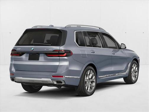 Sparkling Copper Metallic 2027 BMW X7 xDrive40i