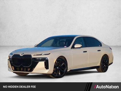 Mineral White Metallic 2024 BMW 740 740i