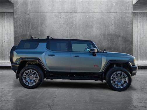 2024 GMC HUMMER EV SUV 3X