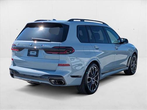 2026 BMW X7 M60i