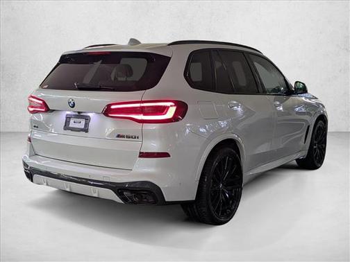 2023 BMW X5 M50i