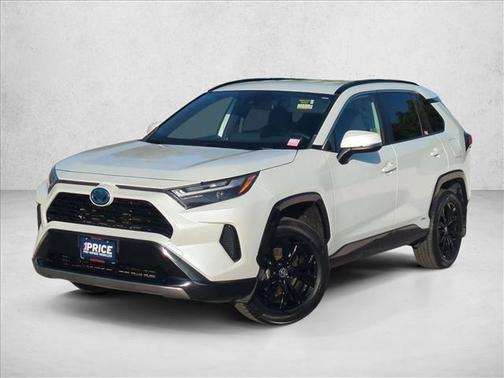2022 Toyota RAV4 Hybrid SE