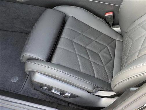 2025 BMW i5 eDrive40