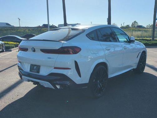 2026 BMW X6 xDrive40i