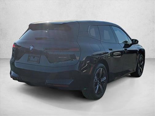2026 BMW iX xDrive60