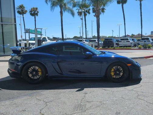 Gentian Blue Metallic 2020 Porsche 718 Cayman GT4