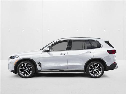 Mineral White Metallic 2027 BMW X5 40 xDrive