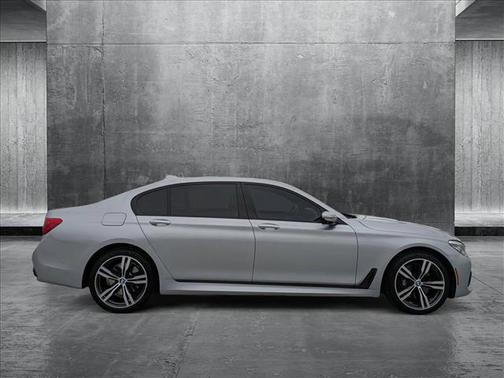 2016 BMW 750 I