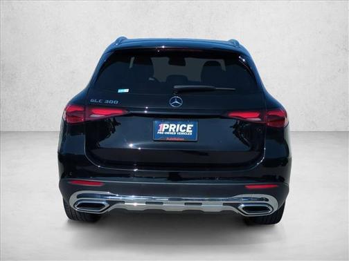 Black 2023 Mercedes-Benz GLC 300 Base
