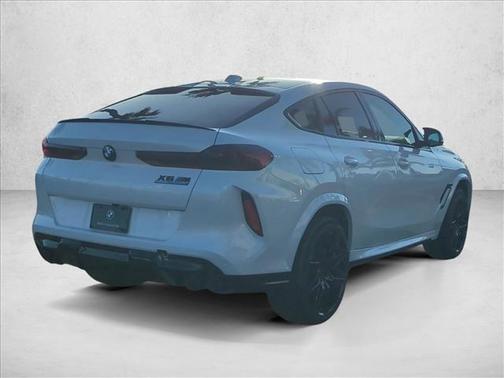 Mineral White Metallic 2026 BMW X6 M Competition