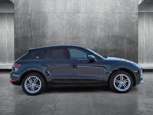 2019 Porsche Macan Base