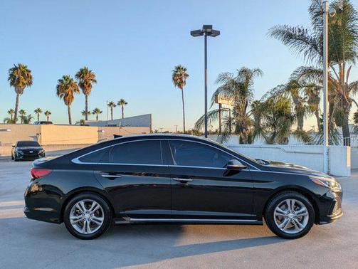 2018 Hyundai SONATA Sport