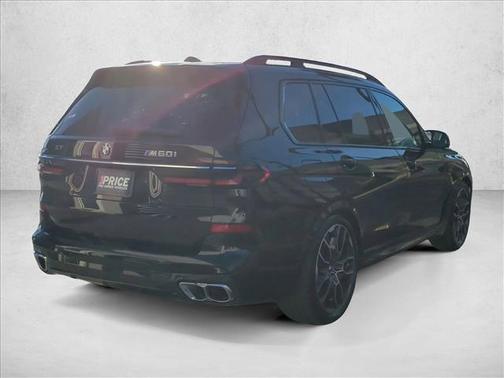 2025 BMW X7 M60i