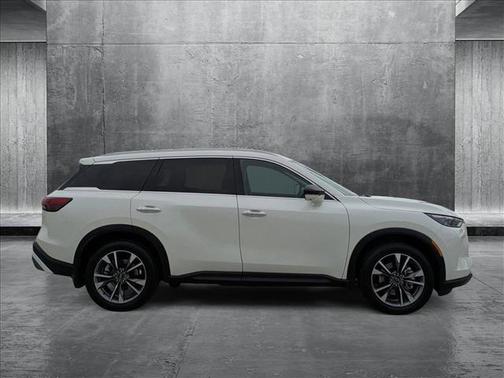 2022 INFINITI QX60 Luxe