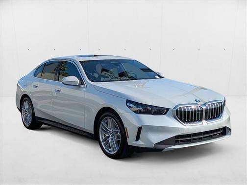 2025 BMW 530 i