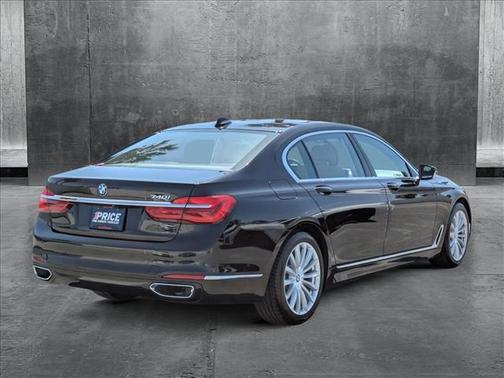 2016 BMW 740 740i