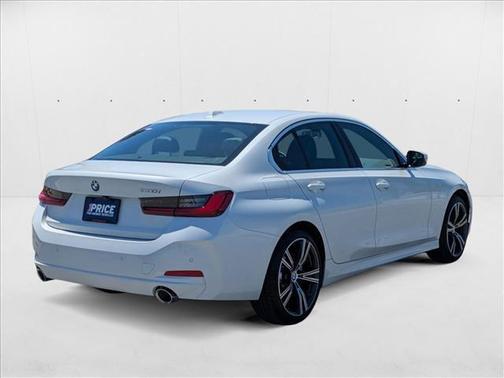 2024 BMW 330 i